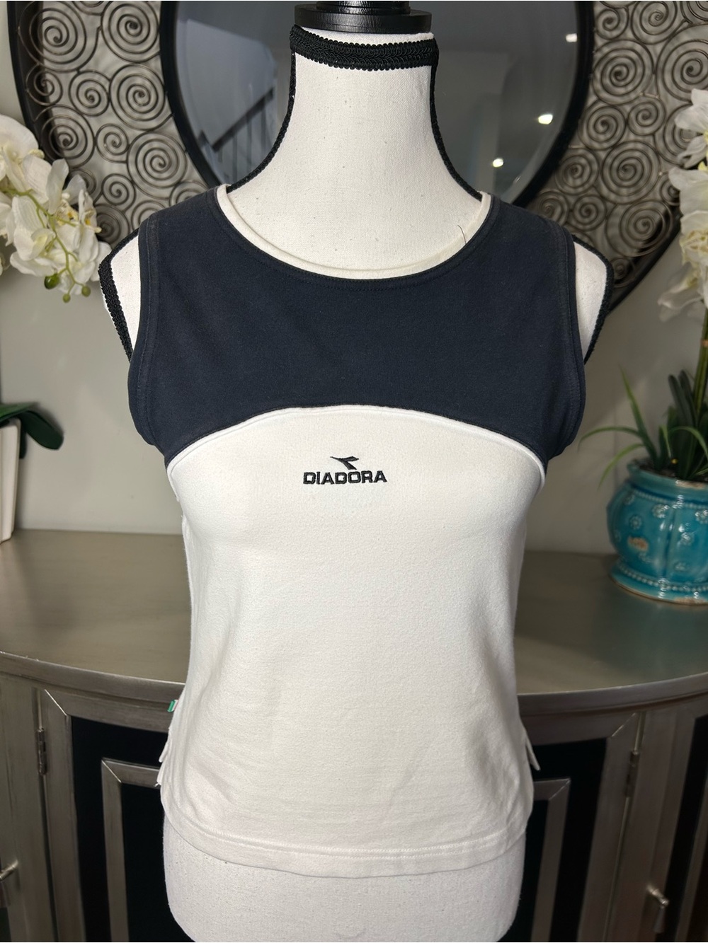 Diadora Women’s Two-Tone Athletic Tank — Black & White